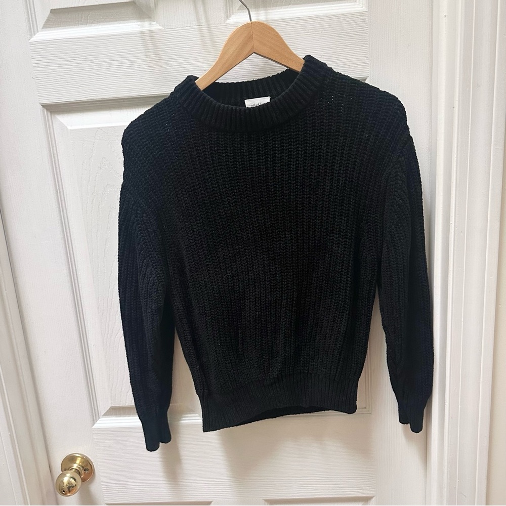 Aritzia Wilfred Free Black Crewneck Ribbed Knit Sweater cropped s small